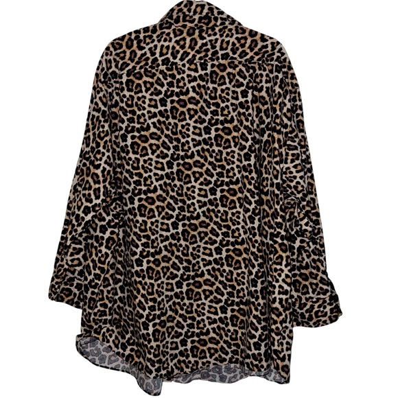 H&M Leopard Print Button Down Shirt - Picture 3 of 17